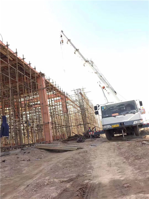 栖霞区吊车作业的安全注意事项有哪些？